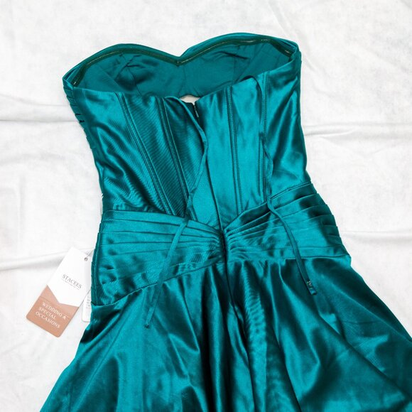 Stacee's Dark Green A-line Sweetheart Short/Mini Silk like Satin Homecoming Prom - Picture 8 of 10